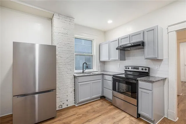 $275,000 | 3916 Warwick Boulevard, Kansas City, MO 64111