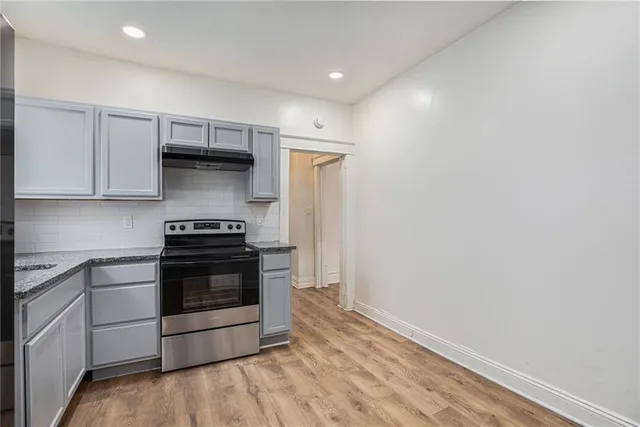 $275,000 | 3916 Warwick Boulevard, Kansas City, MO 64111