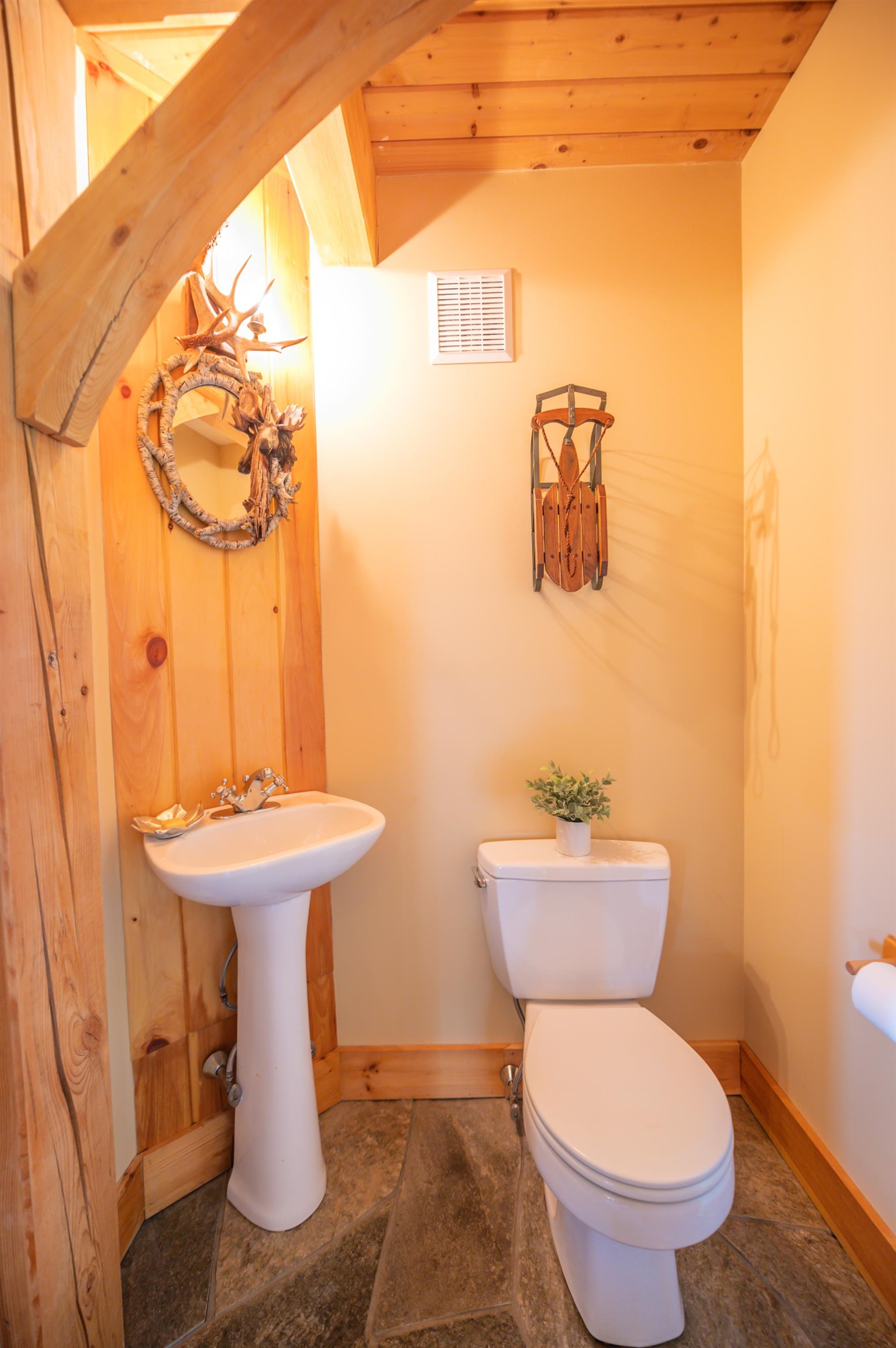 45 Harris Road Dover, VT 05341 - Photo 4 of 40