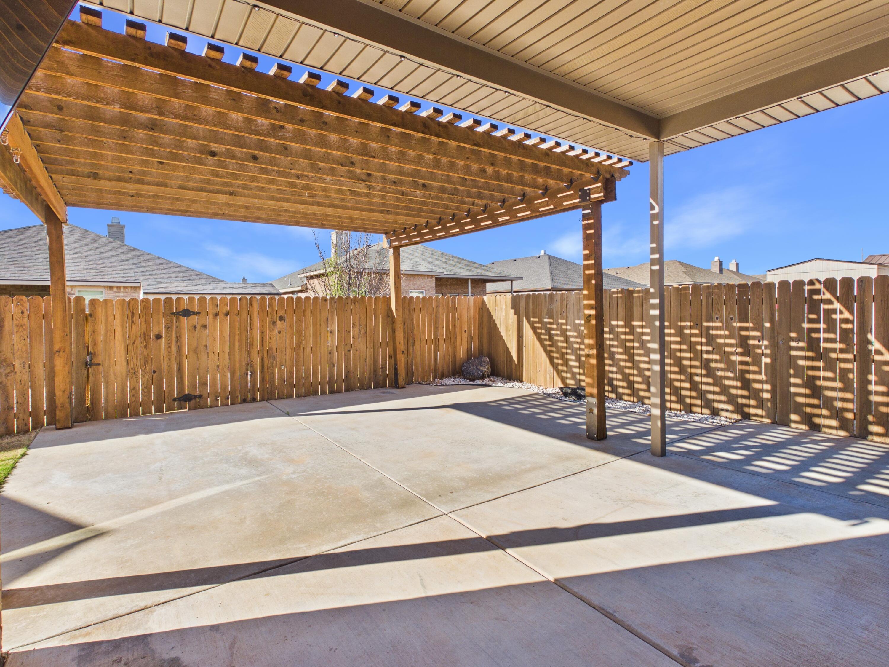 7101 94th Street Lubbock, TX 79424 - Photo 28 of 33 a view of outdoor space