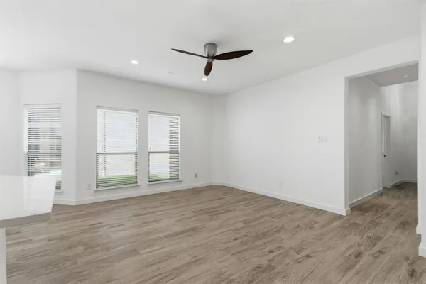$2,550 | 6737 Firenze Lane, Frisco, TX 75034