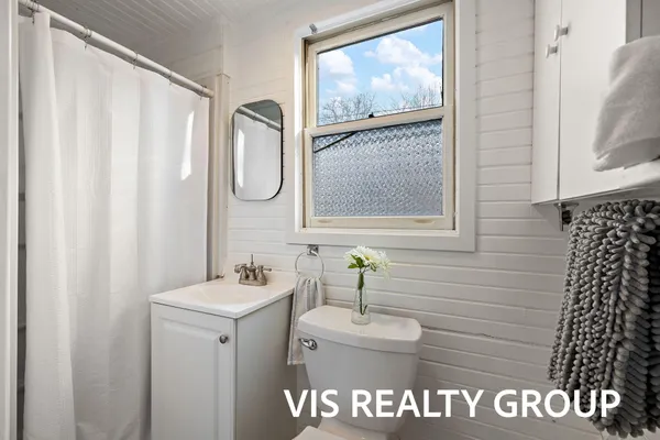 $275,000 | 319 Visser Street, Spring Lake, MI 49456