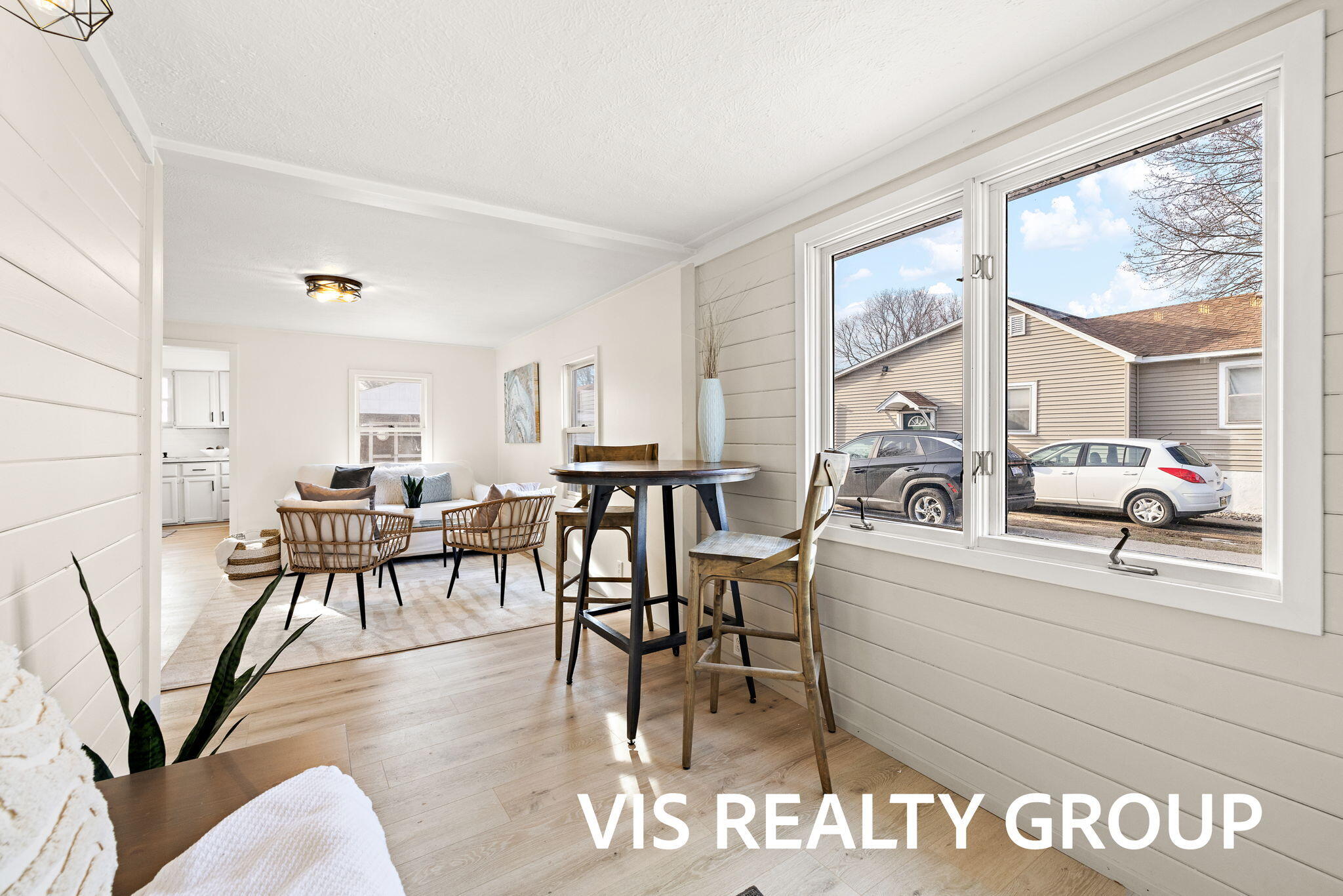 319 Visser Street Spring Lake, MI 49456 - Photo 10 of 37 17-web-or-mls-2R9A2105