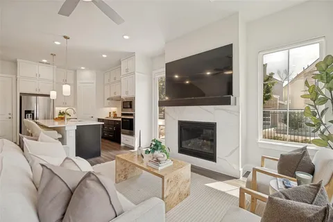 $599,900 | 8218 Manoa Drive, Dallas, TX 75231