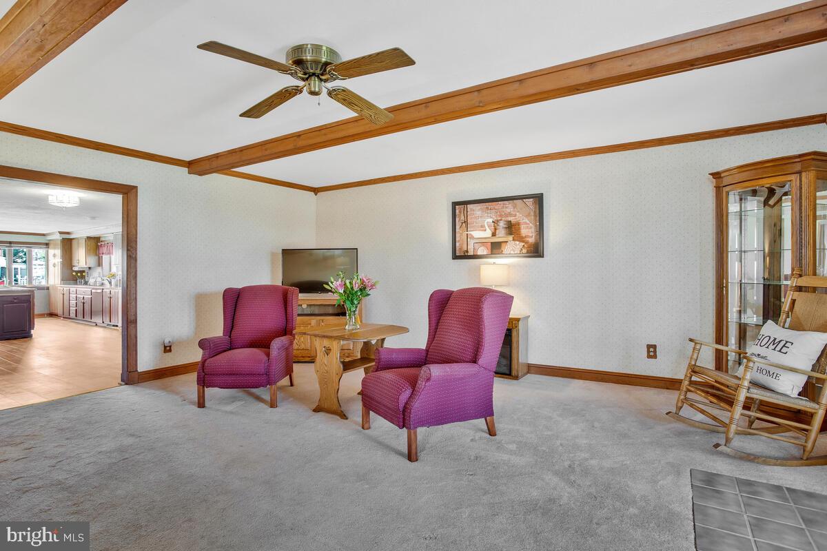 341 St Georges Road Essex, MD 21221 - Photo 15 of 36 Living Room