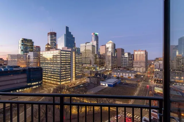 $1,995 | 500 East Grant Street, Unit 1503, Minneapolis, MN 55404