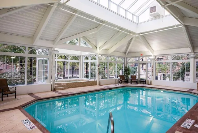 $1,995 | 500 East Grant Street, Unit 1503, Minneapolis, MN 55404