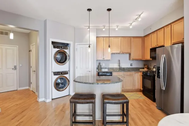 $1,995 | 500 East Grant Street, Unit 1503, Minneapolis, MN 55404