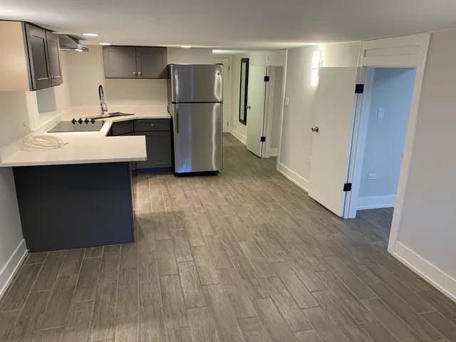 $1,400 | 3050 North Clifton Avenue, Unit G, Chicago, IL 60657