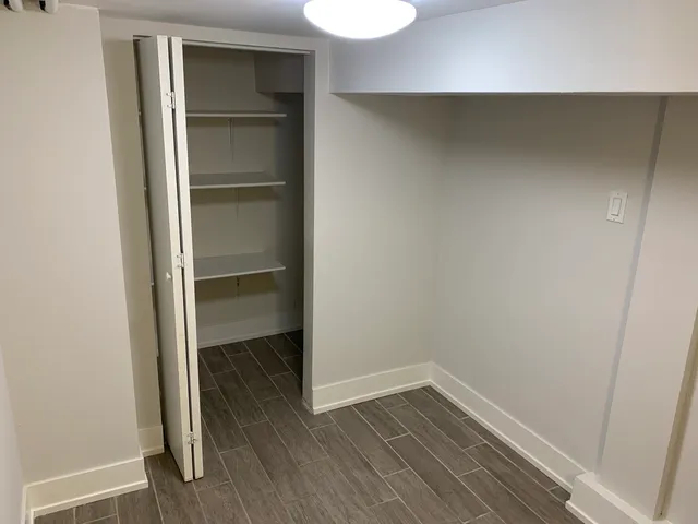 $1,400 | 3050 North Clifton Avenue, Unit G, Chicago, IL 60657