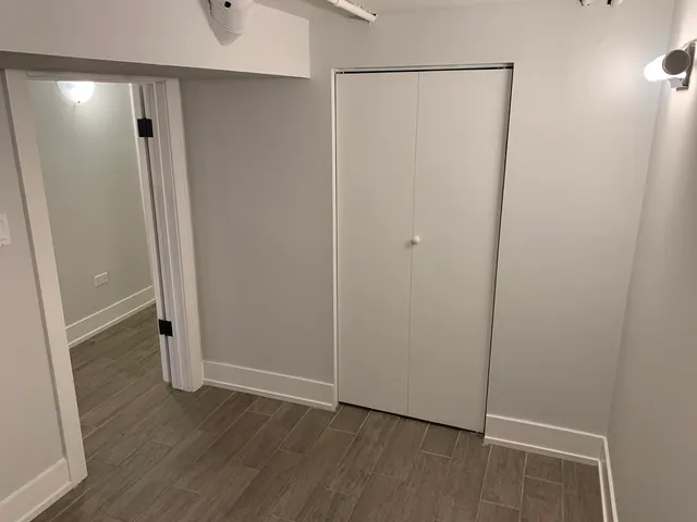 $1,400 | 3050 North Clifton Avenue, Unit G, Chicago, IL 60657