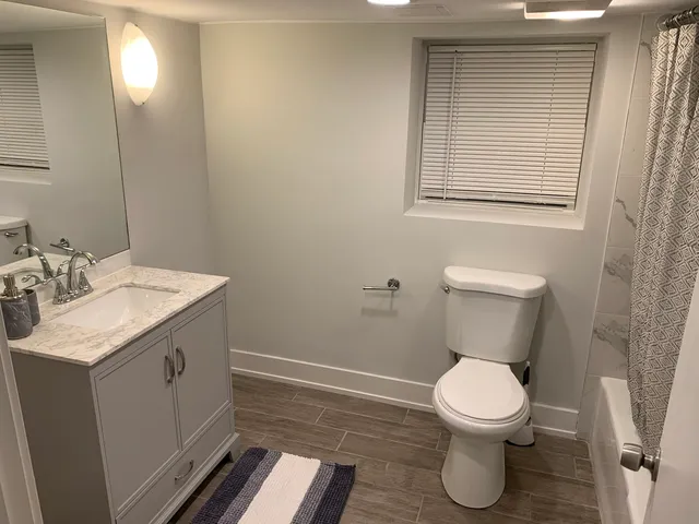 $1,400 | 3050 North Clifton Avenue, Unit G, Chicago, IL 60657