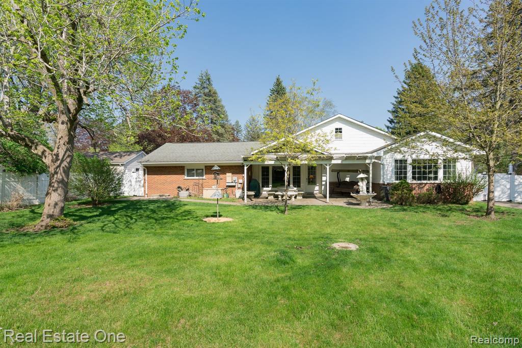 129 Texas Avenue Rochester Hills, MI 48309 - Photo 45 of 50
