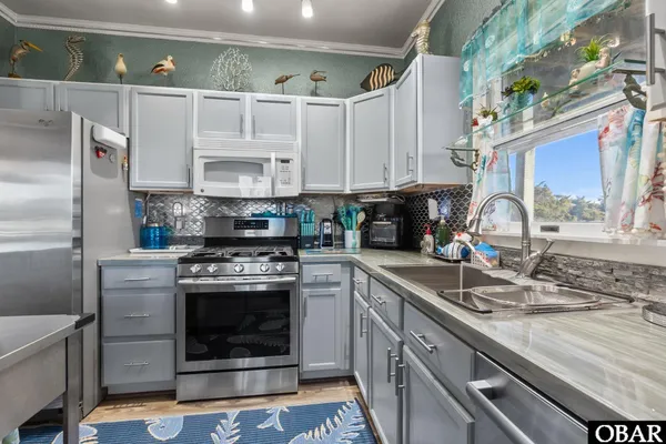 $495,000 | 39321 Tarpon Lane, Avon, NC 27915