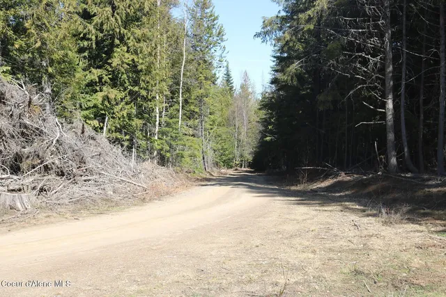 $765,000 | 718 A Slippery Slope Trail, Priest River, ID 83856