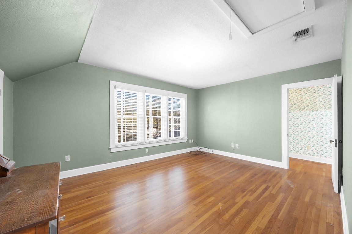 1006 Maple Street Lockhart, TX 78644 - Photo 21 of 32