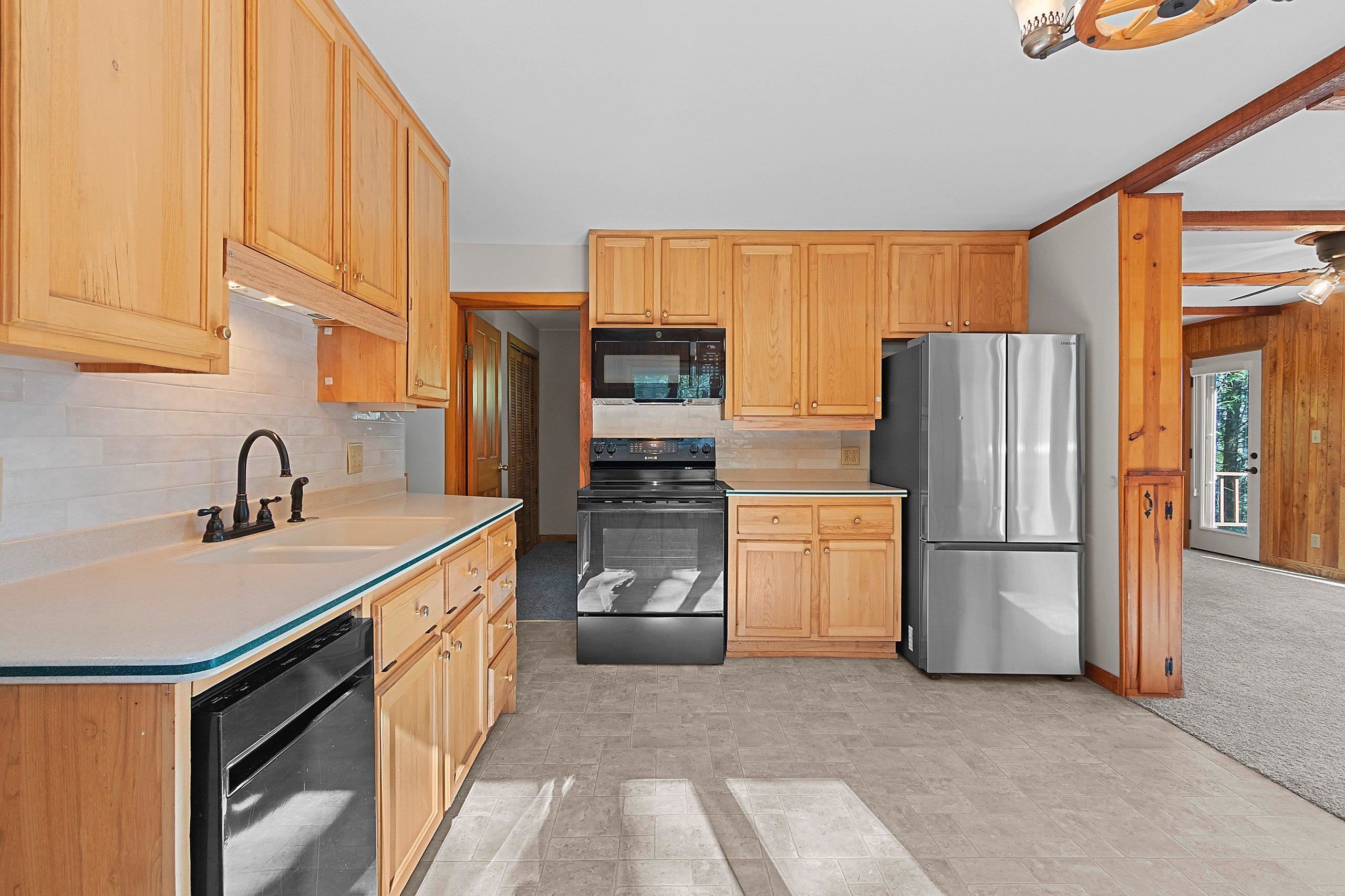 W11430 Riverside Road Marion, WI 54950 - Photo 24 of 44