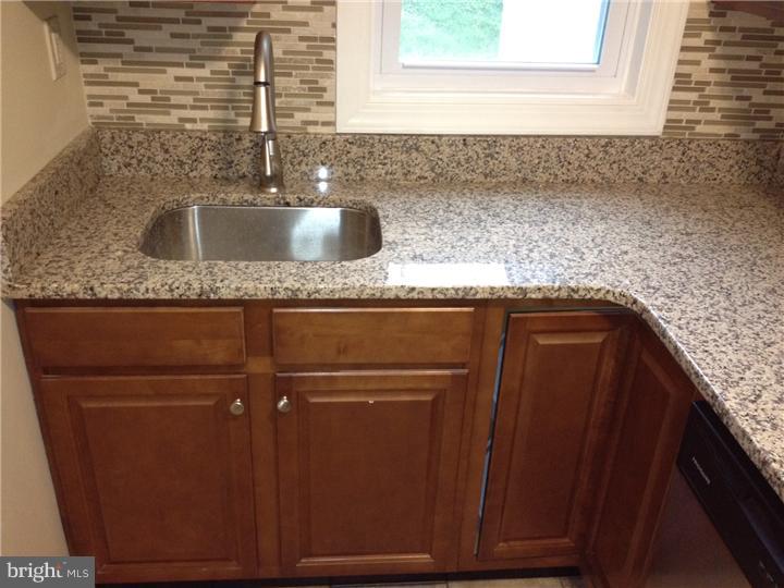 624 Braxton Road Ridley Park, PA 19078 - Photo 11 of 24 Kitchen