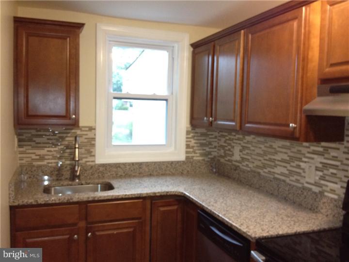 624 Braxton Road Ridley Park, PA 19078 - Photo 10 of 24 Kitchen