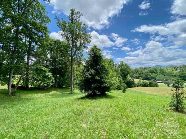 $270,000 | 48 Sweet Fern Parkway, Unit 59, Asheville, NC 28804