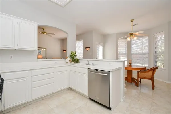 $2,700 | 8435 Creekside Circle, Frisco, TX 75034