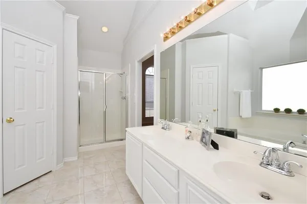 $2,700 | 8435 Creekside Circle, Frisco, TX 75034