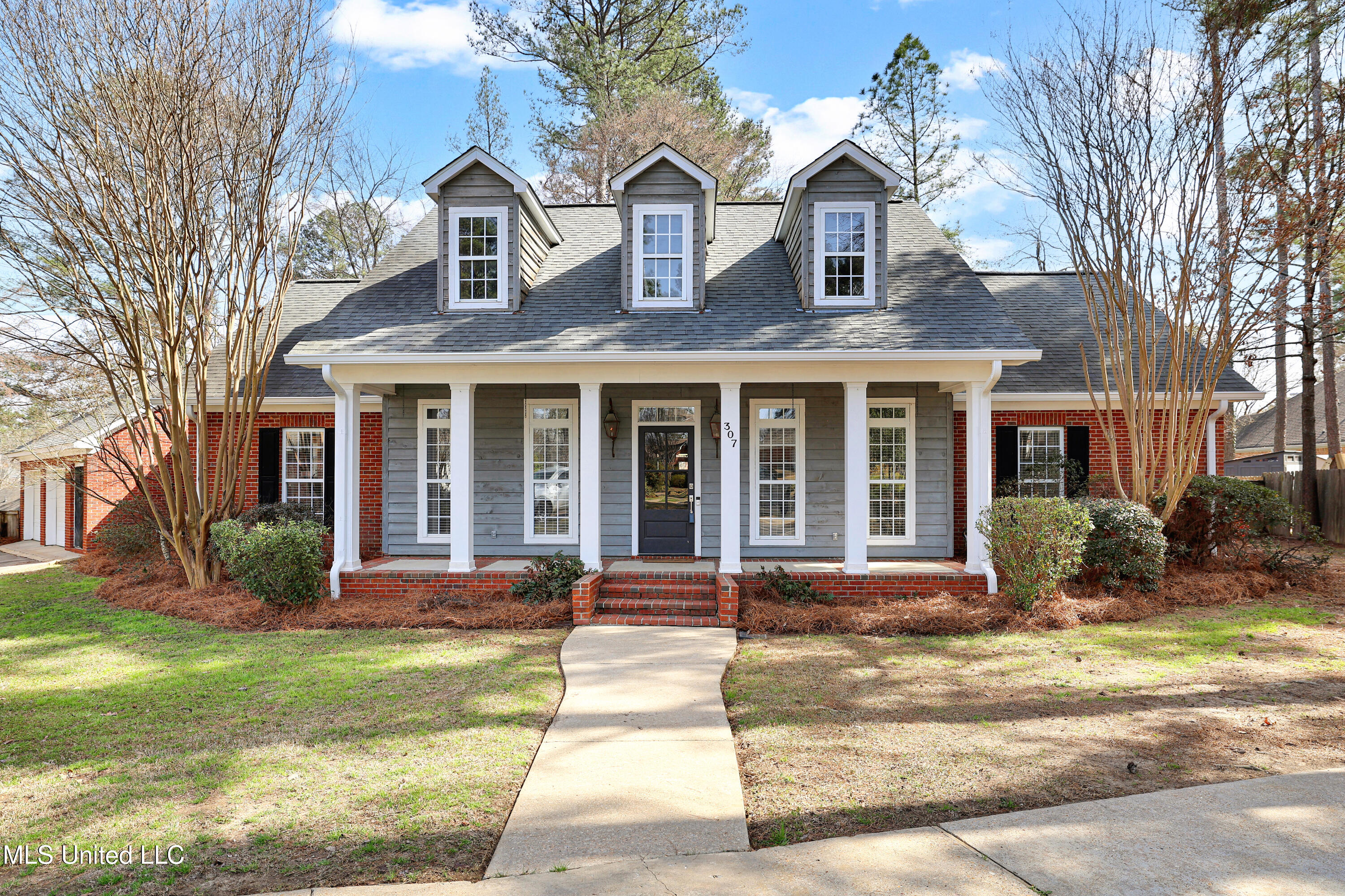 307 Holley Ln - BB - 4