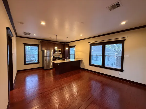 $1,450 | 334 West 22nd Street, Unit A, Houston, TX 77008