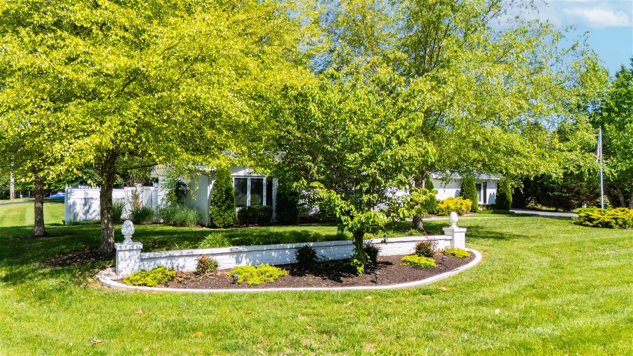 3106 Hunt Master Drive Bowling Green, KY 42104 - Photo 3 of 80 Gallery Image 3