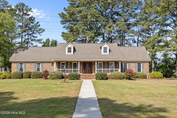 $345,000 | 4104 Oakdale Drive, Ayden, NC 28513