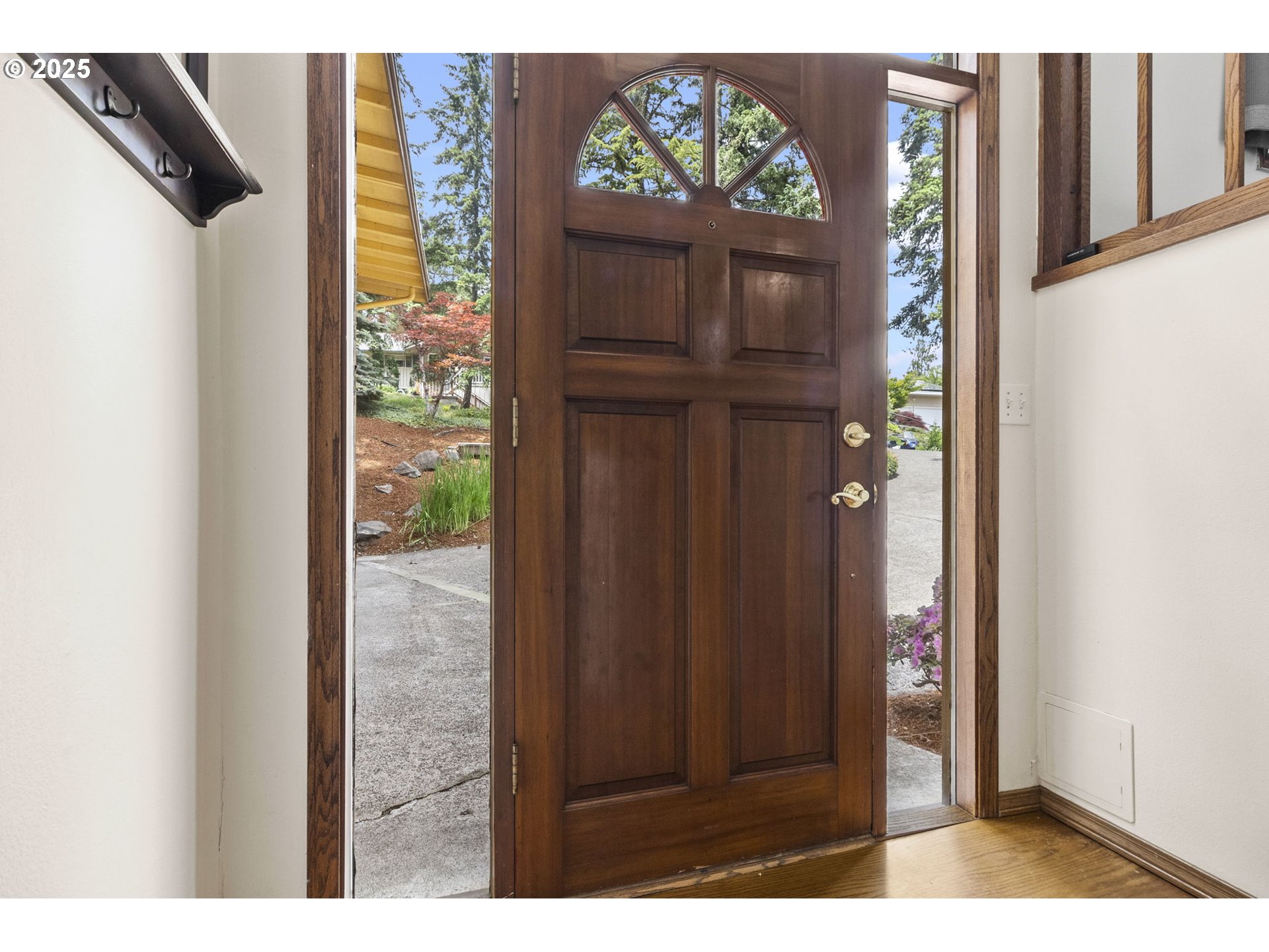 1760 West 34th Avenue Eugene, OR 97405 - Photo 15 of 41