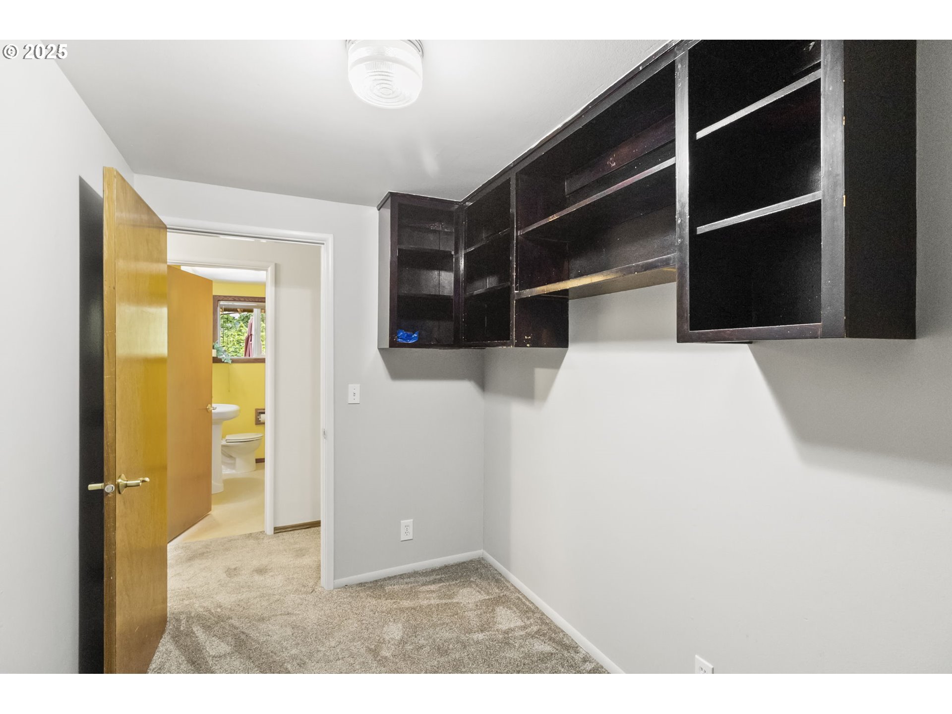 1760 West 34th Avenue Eugene, OR 97405 - Photo 34 of 41