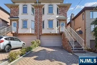 $969,000 | 61 Columbia Avenue, Unit C0061, Cliffside Park, NJ 07010