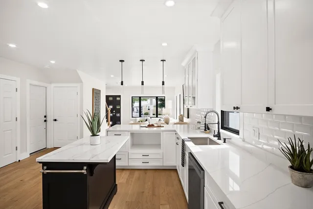 $1,125,000 | 52 Summer Street, Unit B, Bedford, MA 01730