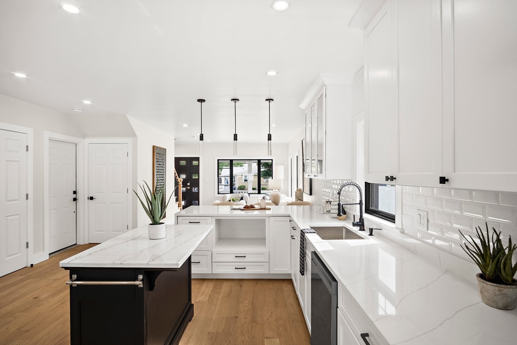 52 Summer Street, Unit B Bedford, MA 01730 - Photo 12 of 42