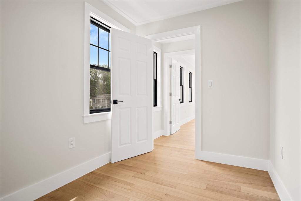 52 Summer Street, Unit B Bedford, MA 01730 - Photo 23 of 42