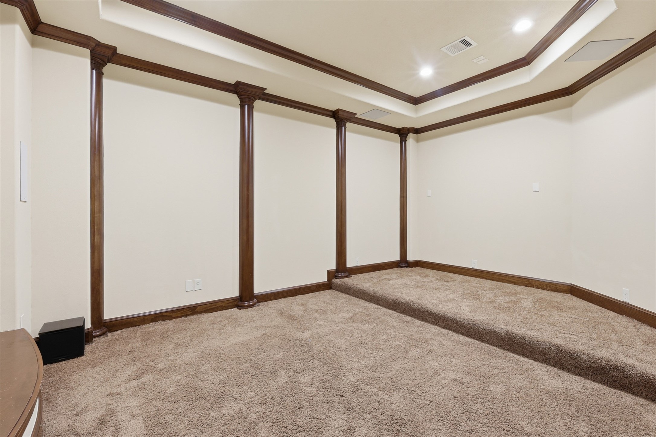 14 Post Shadow Estate Drive Spring, TX 77389 - Photo 33 of 49 a view of an empty room