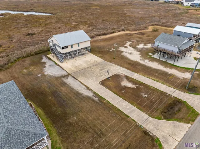 $250,000 | 988 Four Point Road, Dulac, LA 70353