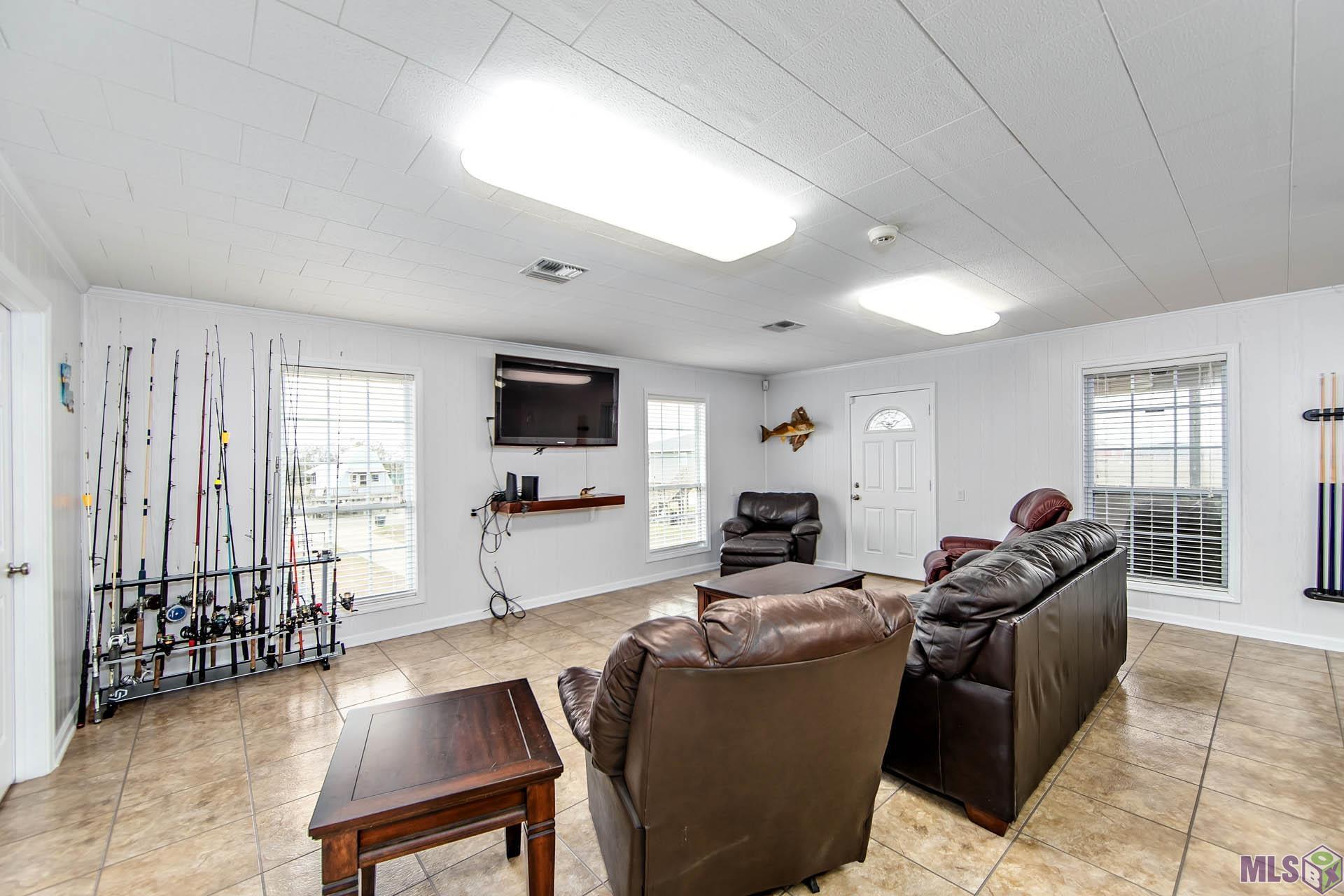 988 Four Point Road Dulac, LA 70353 - Photo 6 of 18