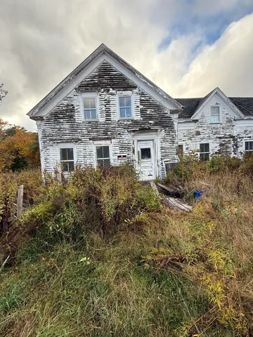 $165,000 | 280 Rockland Street, Rockport, ME 04856