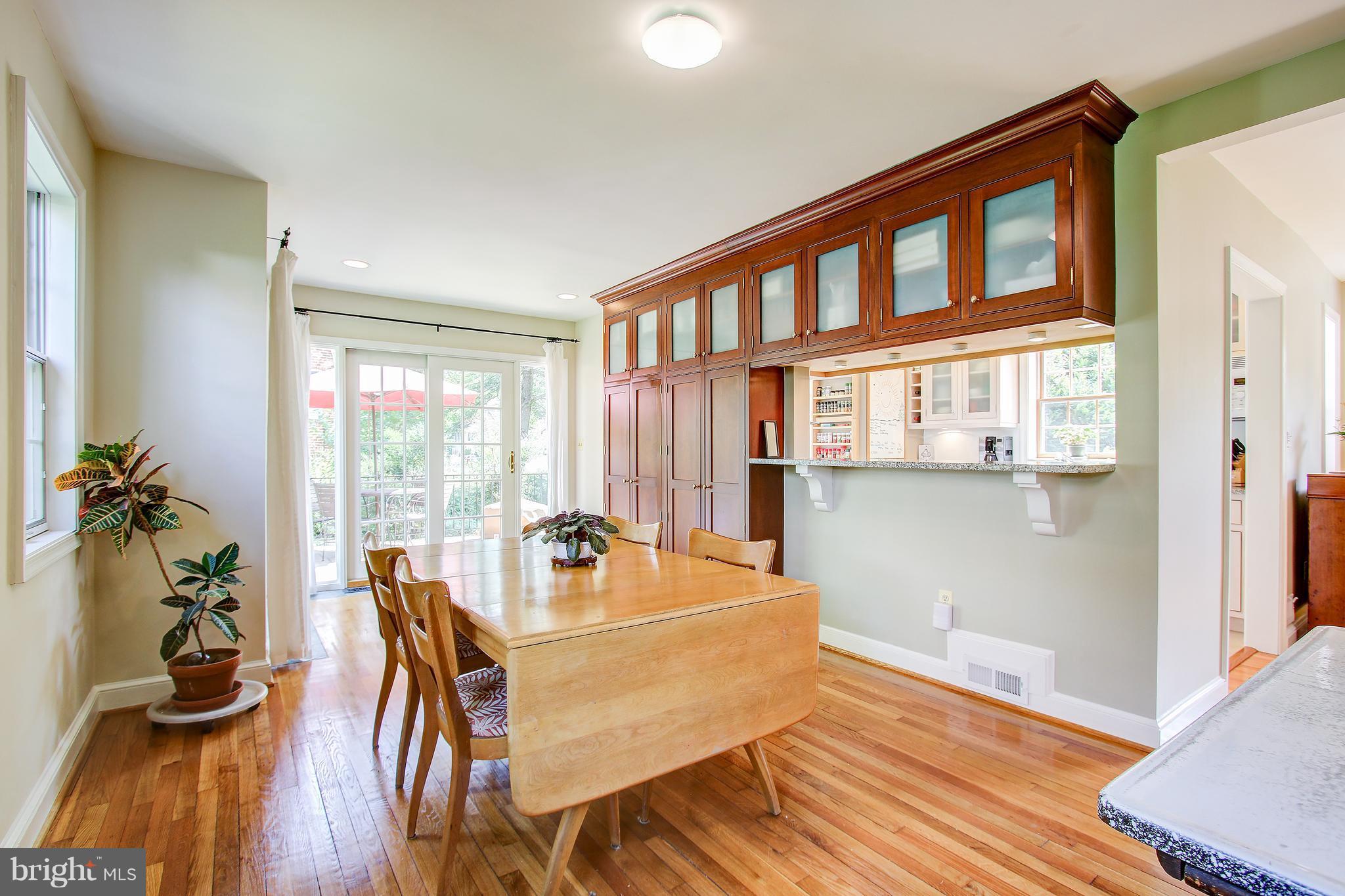 10000 Quinby Street Silver Spring, MD 20901 - Photo 5 of 30 Dining Room