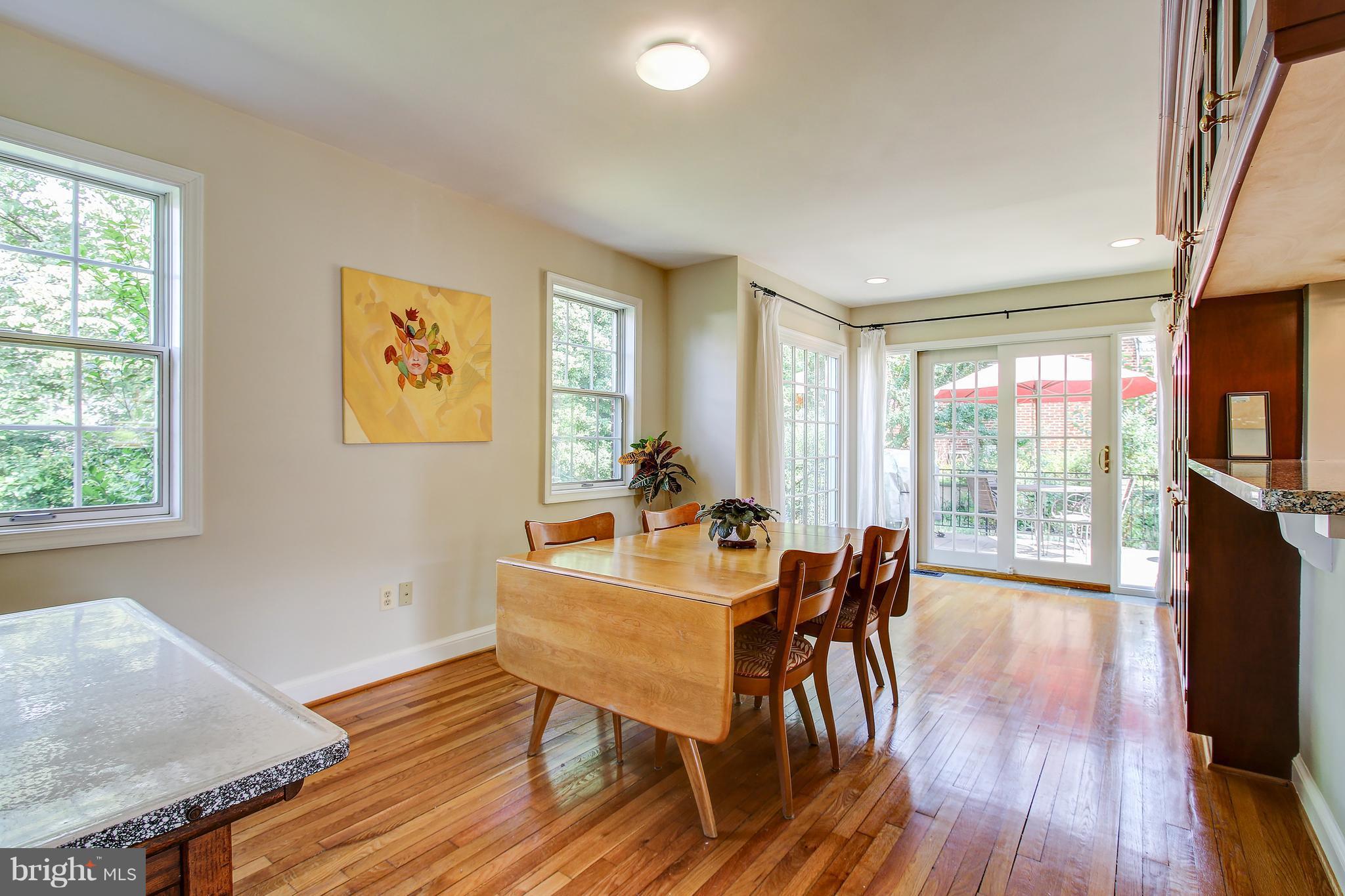 10000 Quinby Street Silver Spring, MD 20901 - Photo 6 of 30 Dining Room