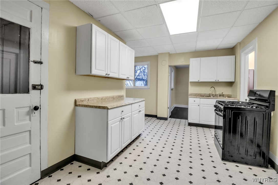 640 Grant Street Buffalo, NY 14213 - Photo 20 of 45