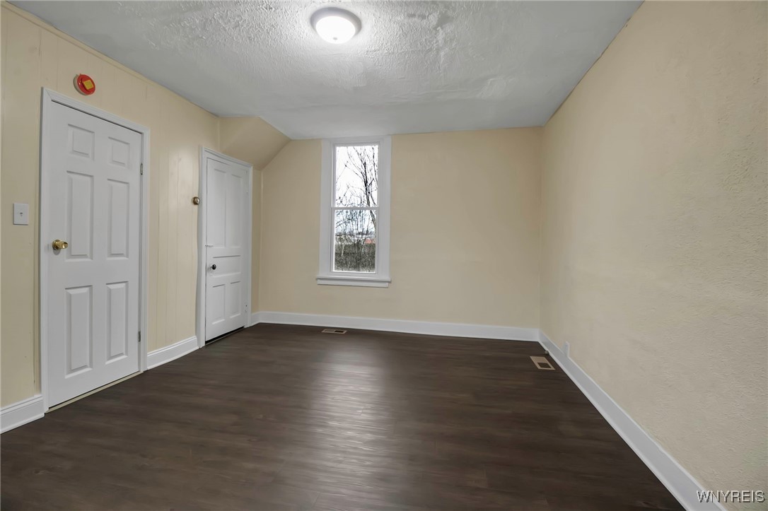 640 Grant Street Buffalo, NY 14213 - Photo 28 of 45