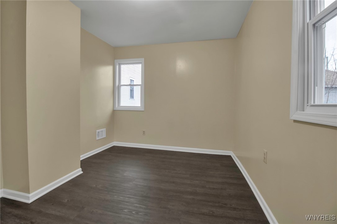 640 Grant Street Buffalo, NY 14213 - Photo 31 of 45