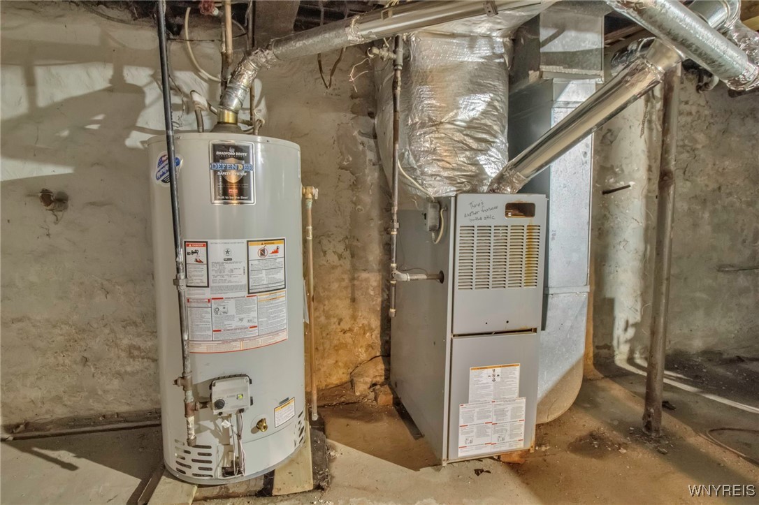 640 Grant Street Buffalo, NY 14213 - Photo 43 of 45