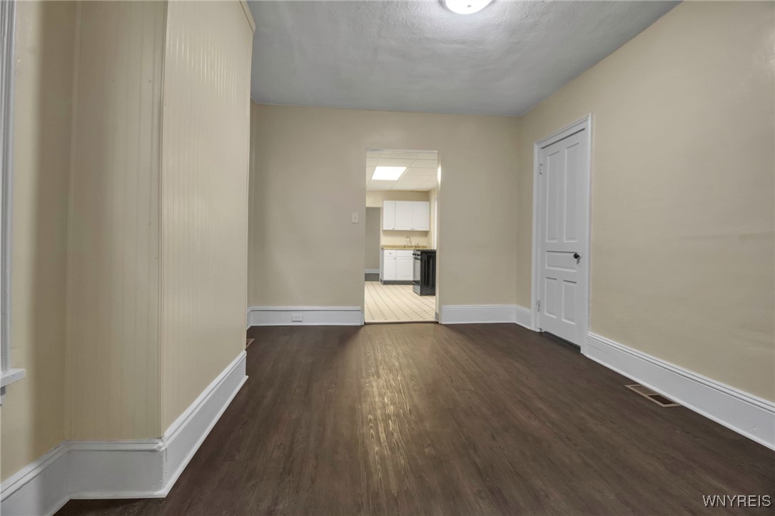 640 Grant Street Buffalo, NY 14213 - Photo 10 of 45