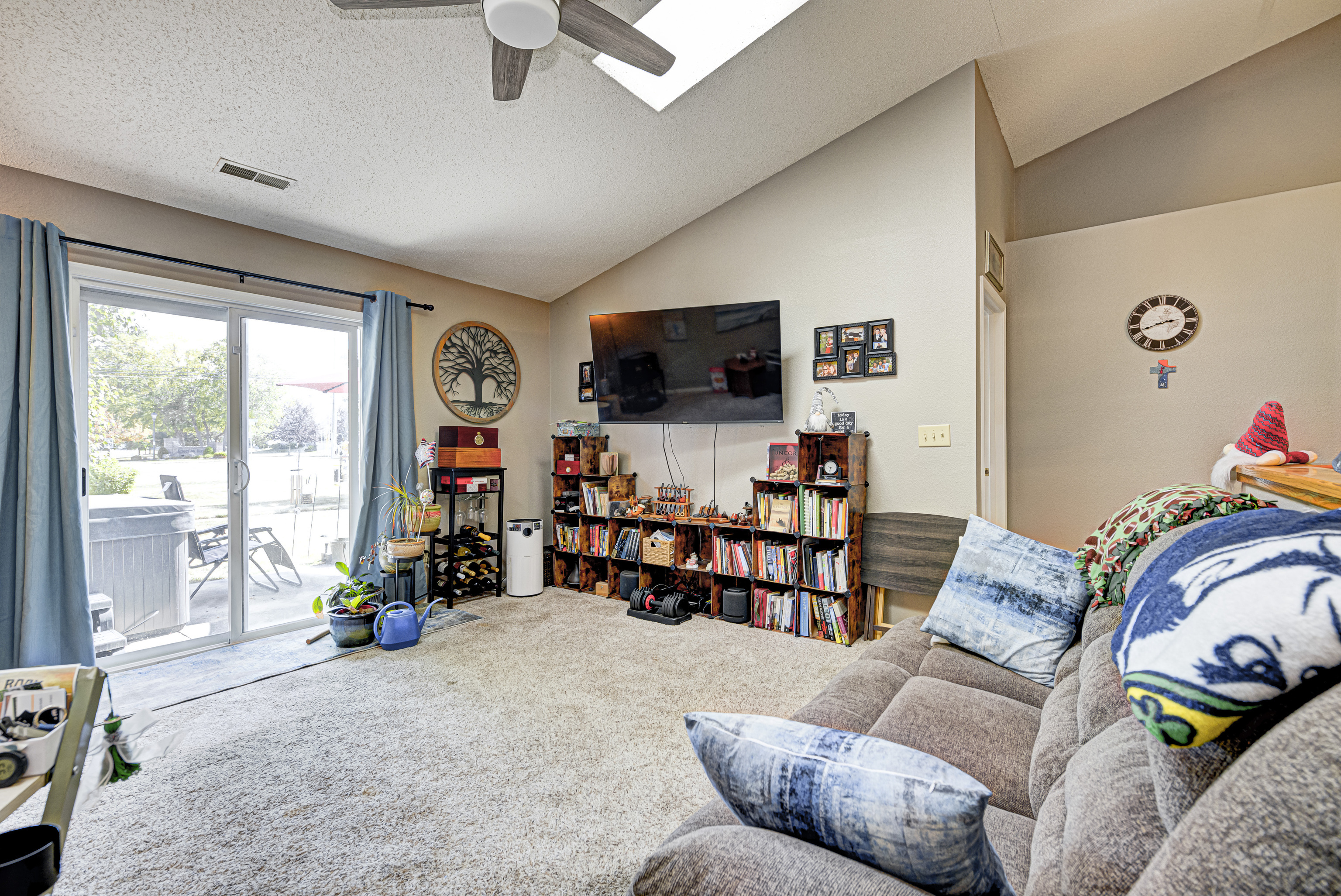 7261 Broyles Lane Indianapolis, IN 46217 - Photo 5 of 24