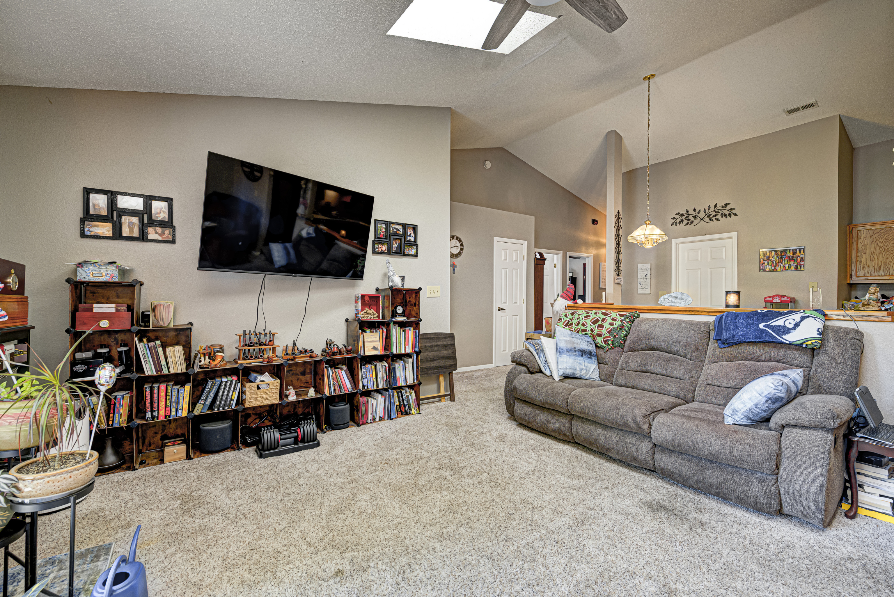 7261 Broyles Lane Indianapolis, IN 46217 - Photo 6 of 24