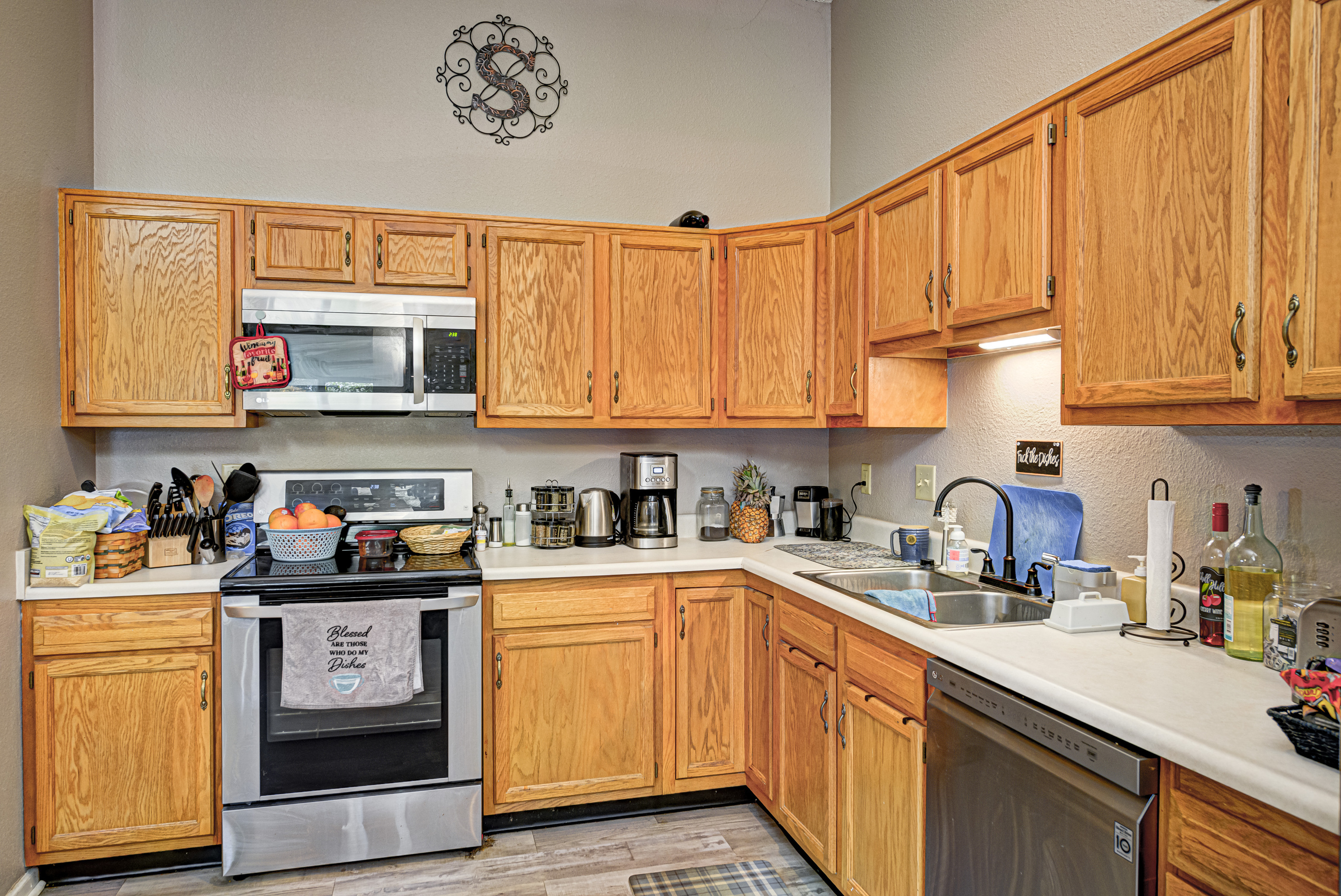 7261 Broyles Lane Indianapolis, IN 46217 - Photo 9 of 24